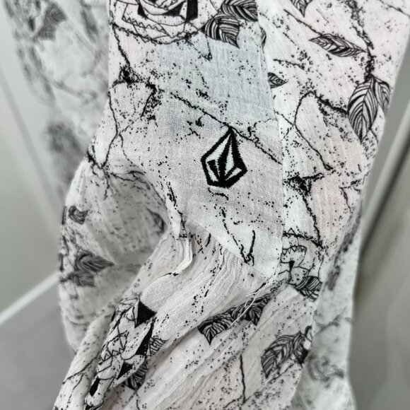 Volcom Black and White Rose Maxi Dress - XS - "Catalina Rose" - Picture 6 of 6